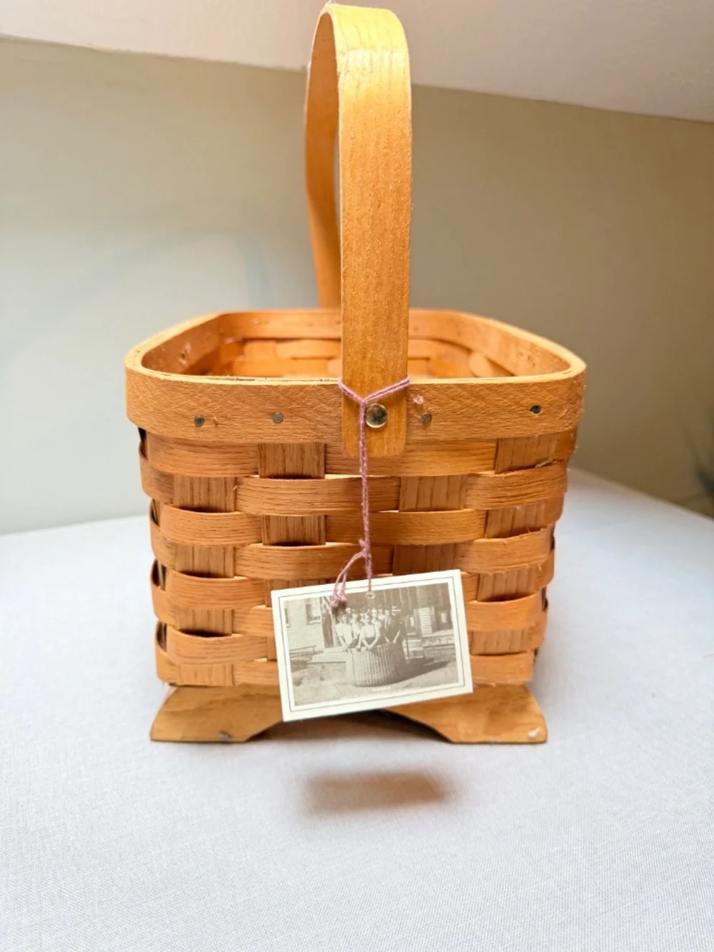 Vintage Peterboro Basket Company Small Footed Magazine Hearth Fireside Basket